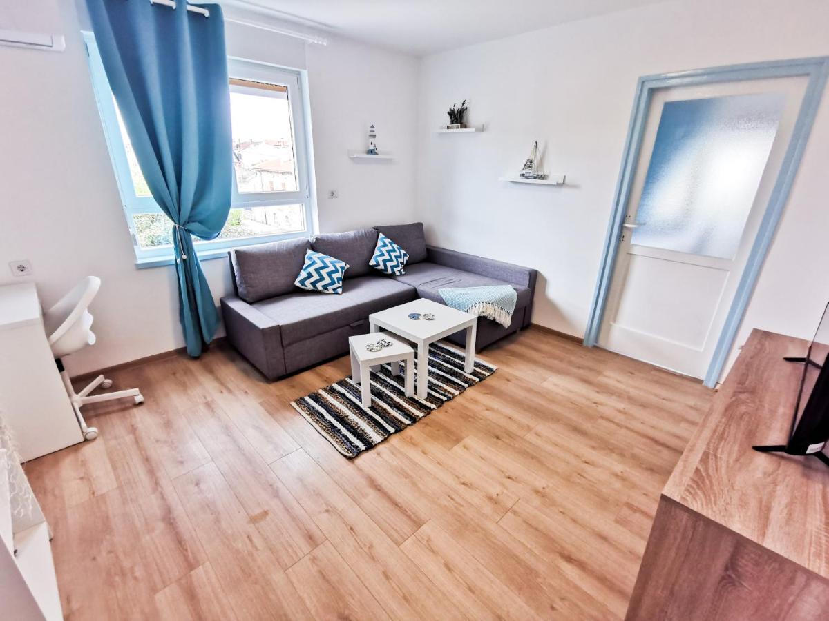 Sea Star Apartment Póla Kültér fotó