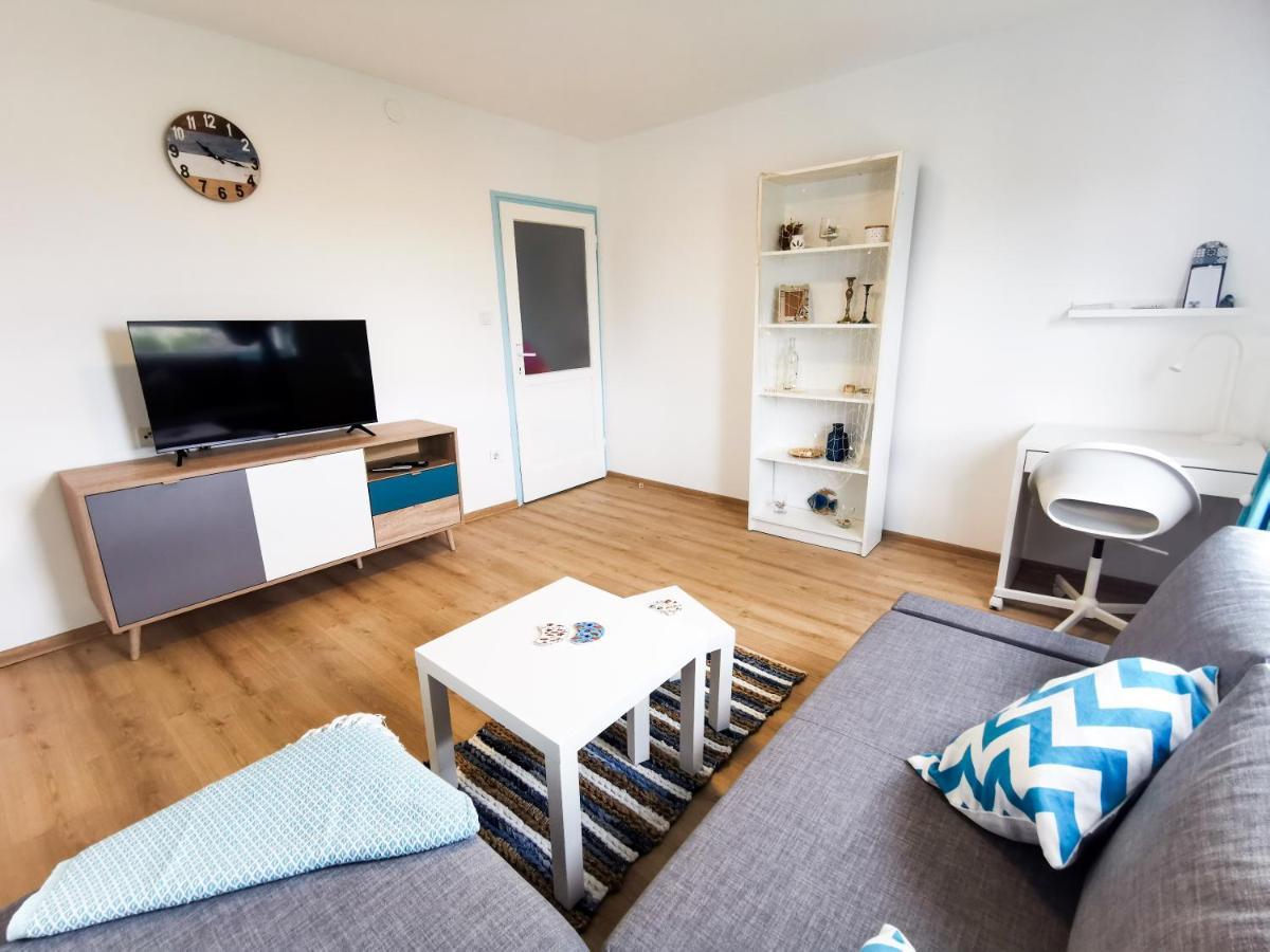 Sea Star Apartment Póla Kültér fotó